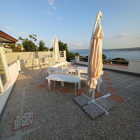 Apartament Blue &Red Dramalj Zewnętrze zdjęcie